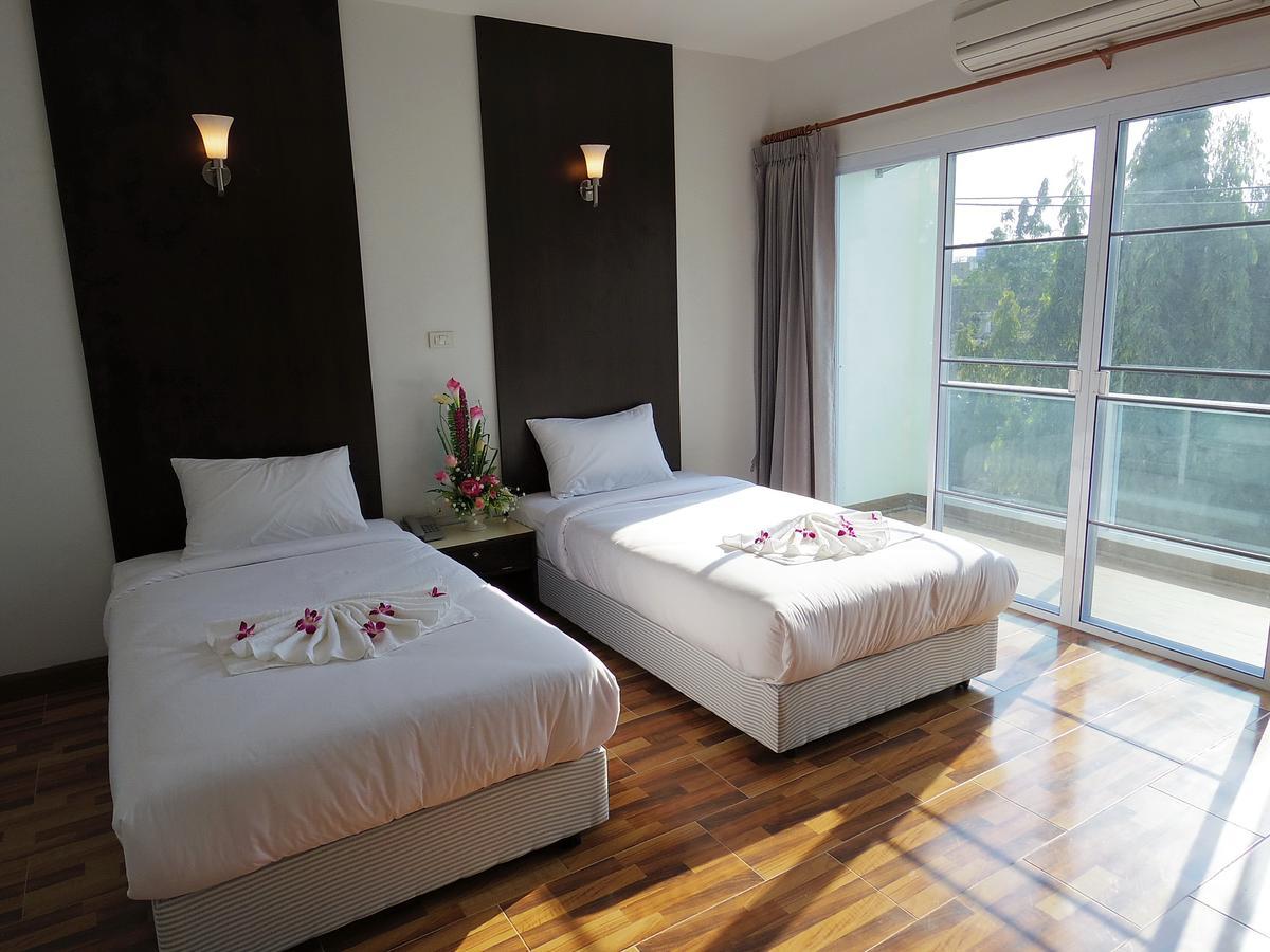 The Sr Residence Lampang Exteriér fotografie
